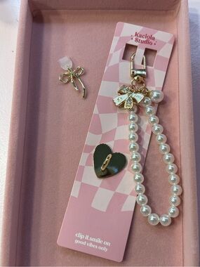 Pearl Bow Phone Charm / Kindle Charm – Coquette Style